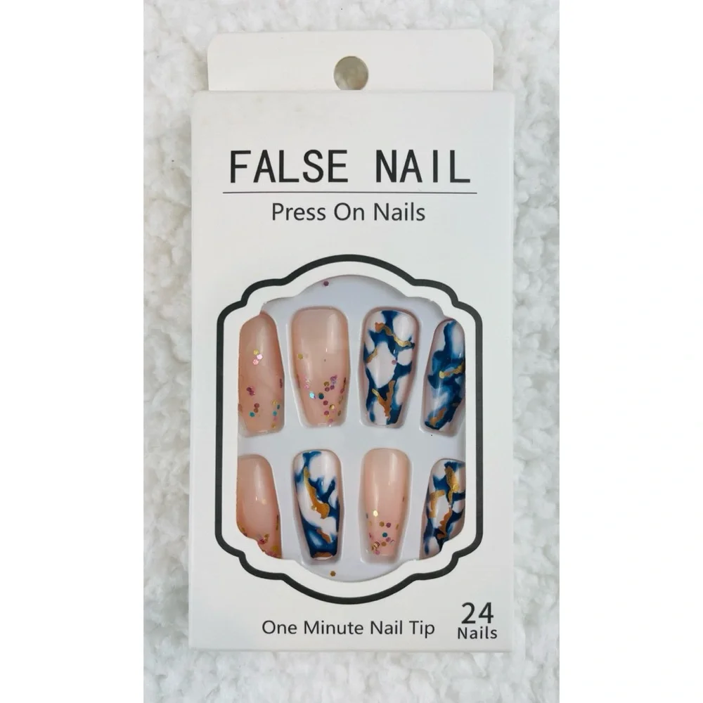 (NIB) Bundle of 4 Variety Press On Nails - Picture 5 of 12